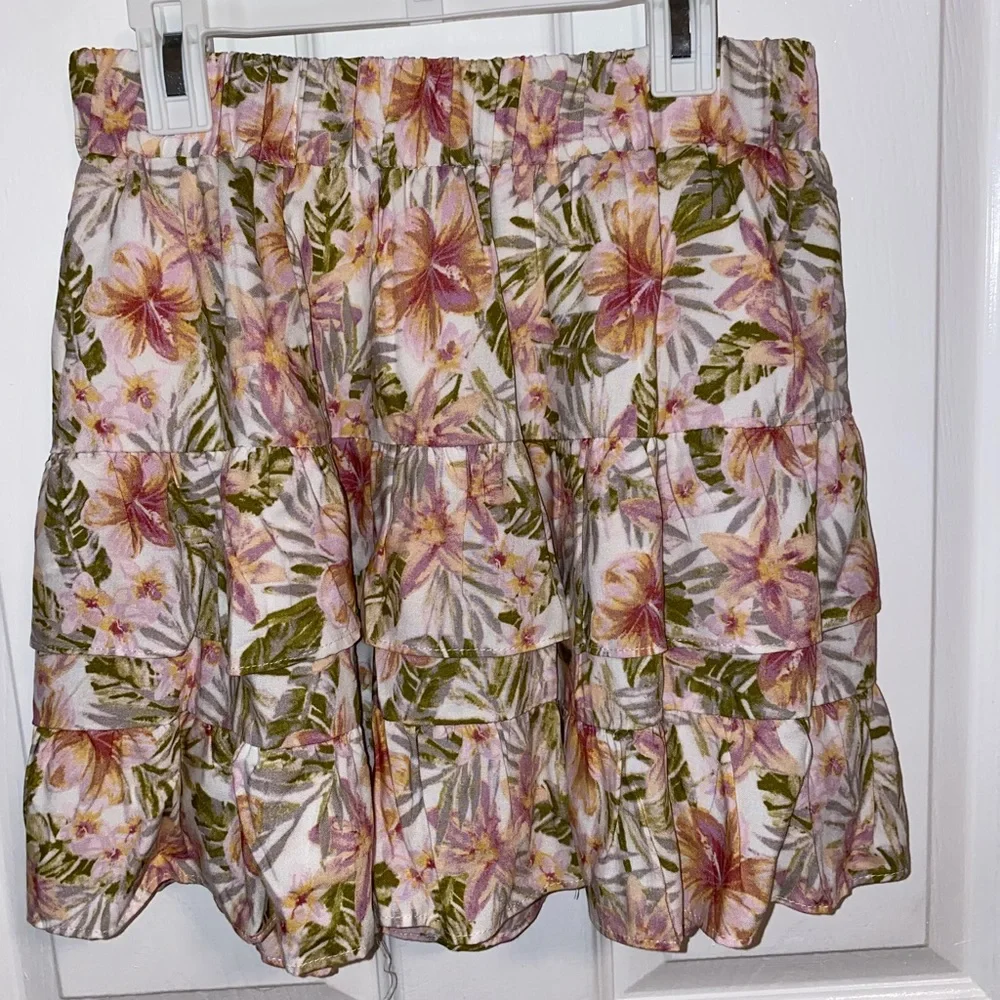 floral summer skirt - Picture 1 of 2
